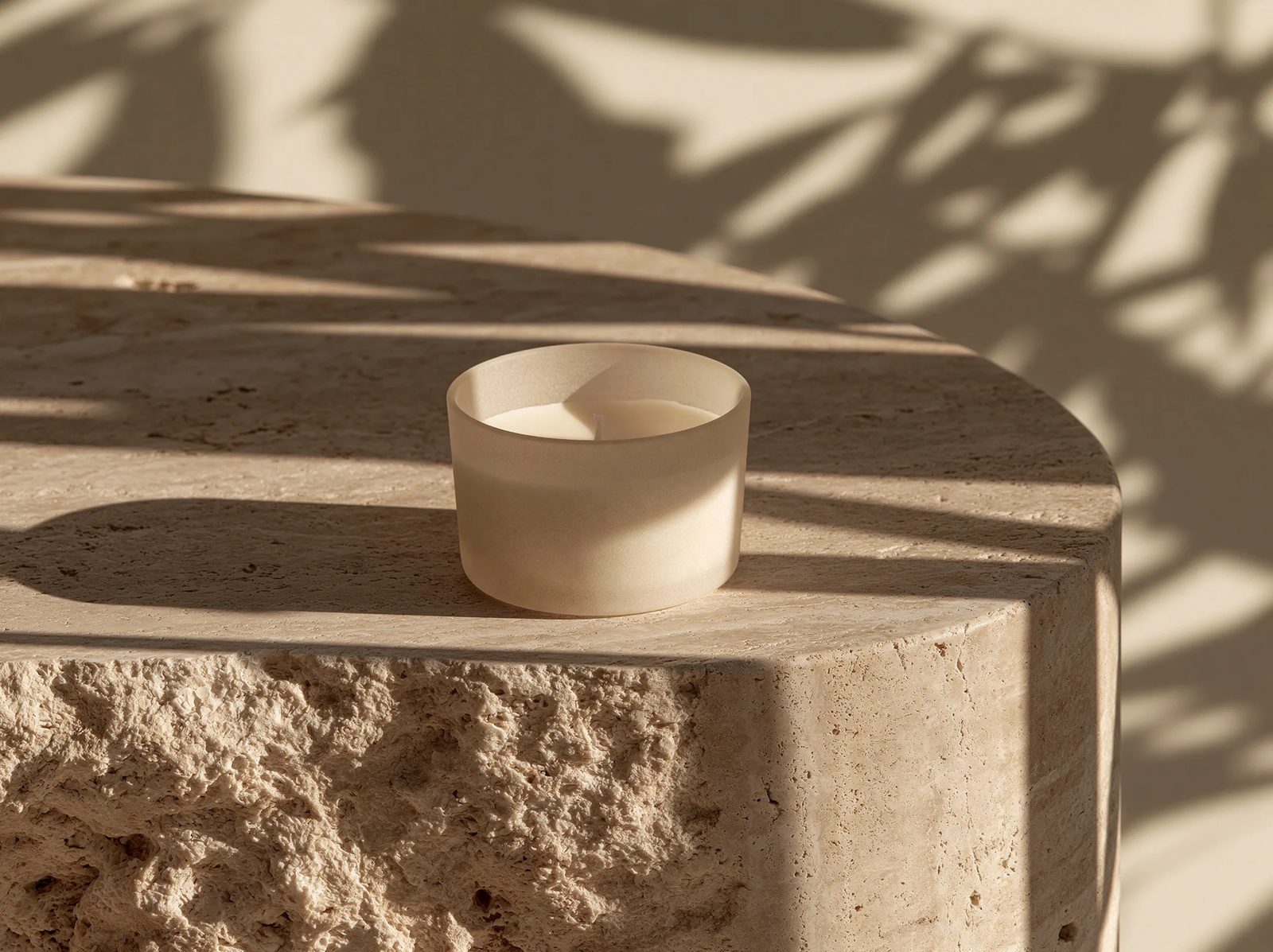 Glass candle vessel — image 3