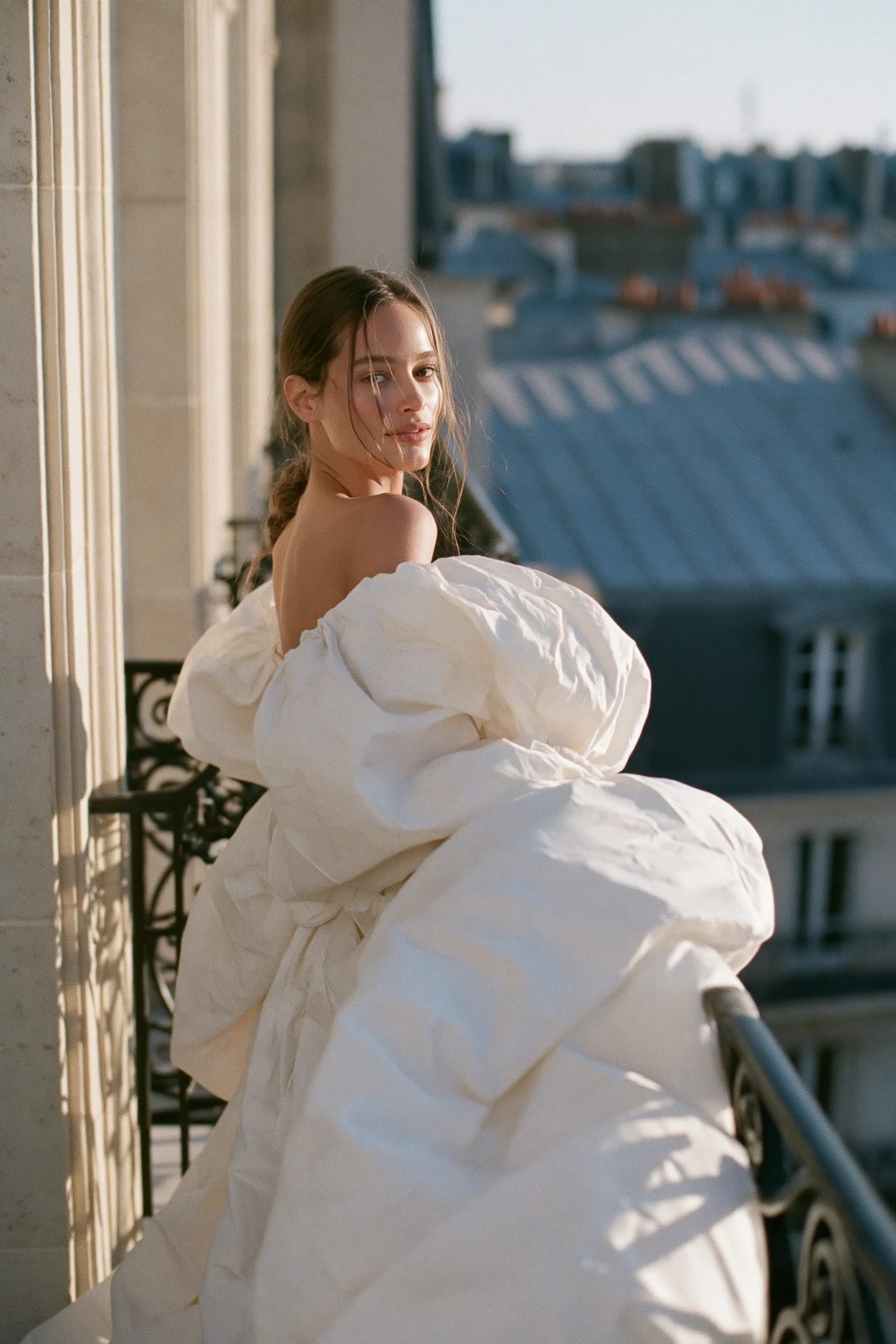 Haussmannian balcony — image 2