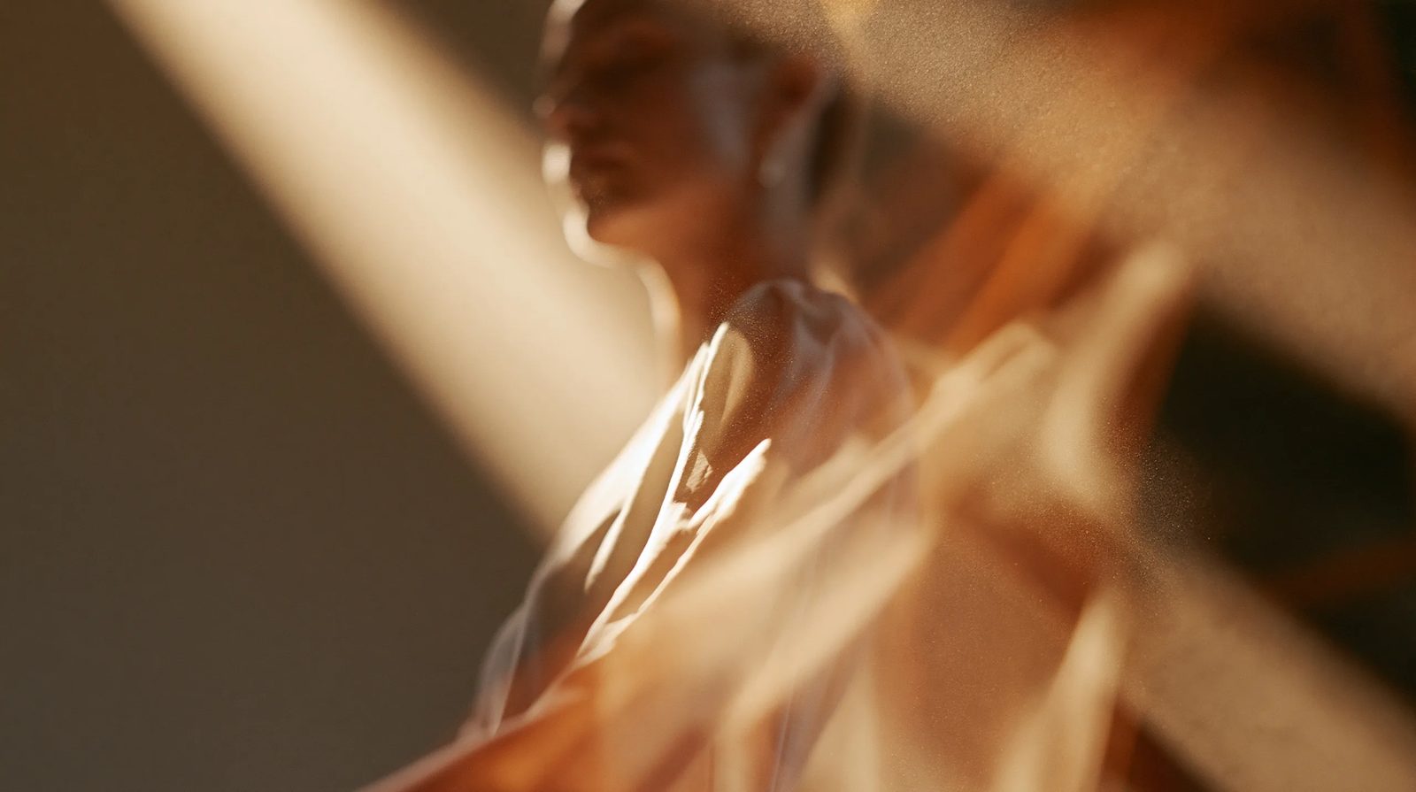 nebulous holographic projection — image 2