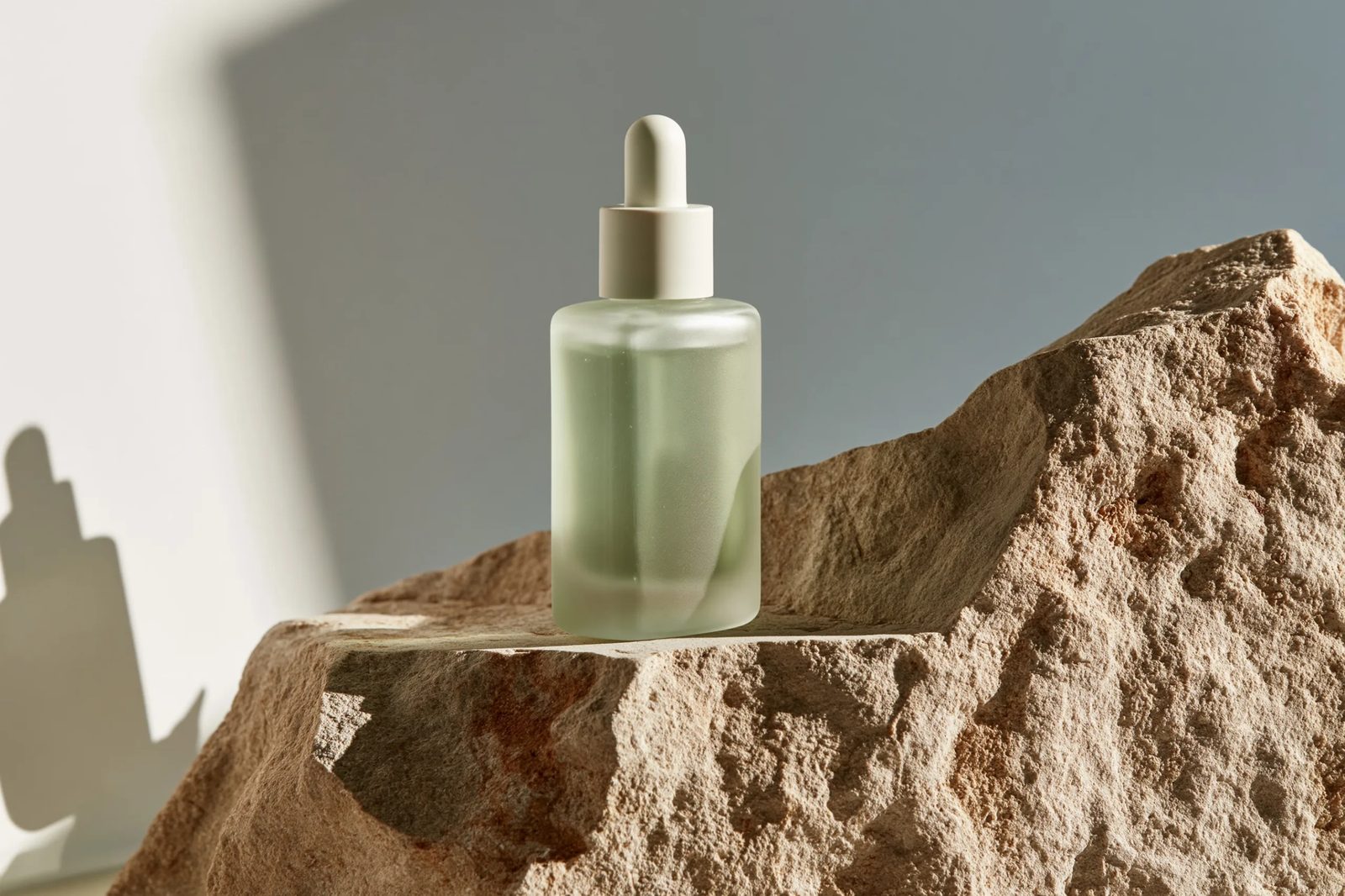 Sea-glass translucency — image 2