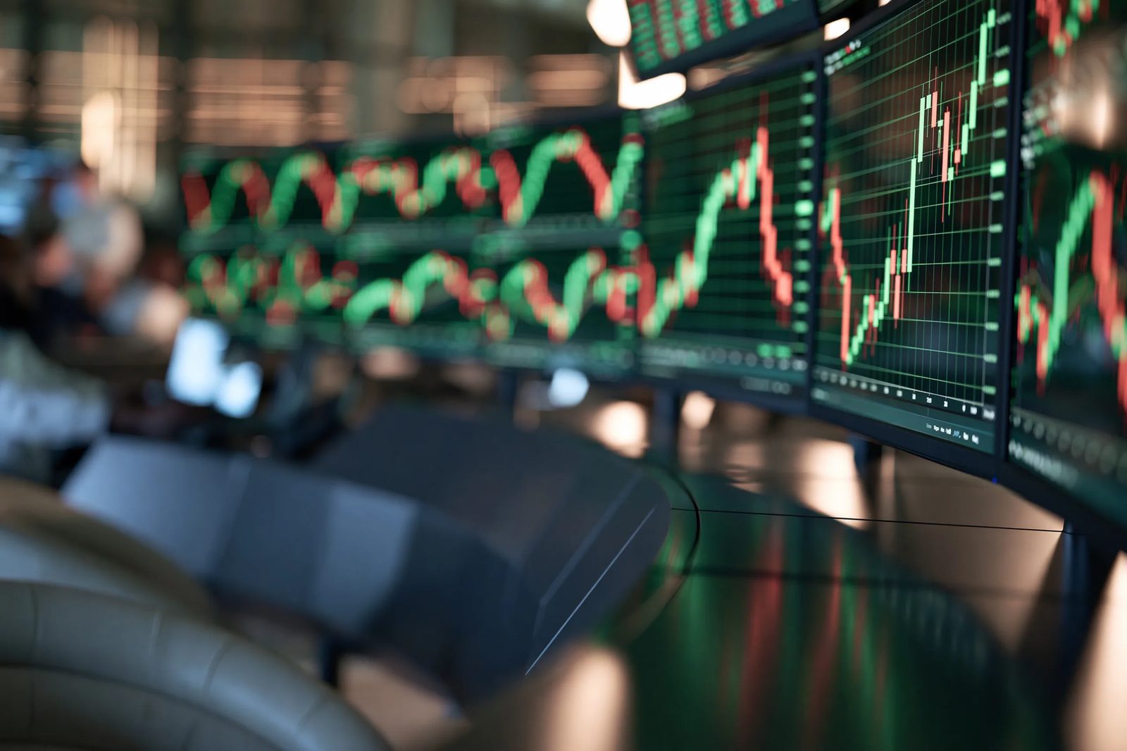 trading monitor wall — image 2