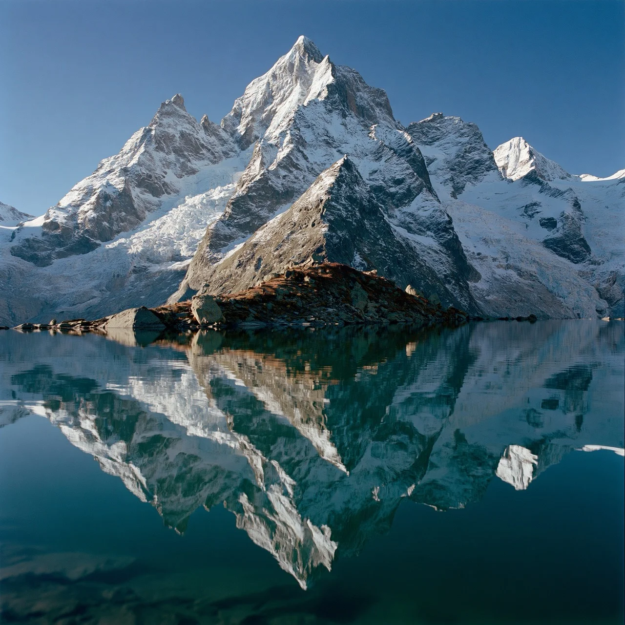 mirror reflection